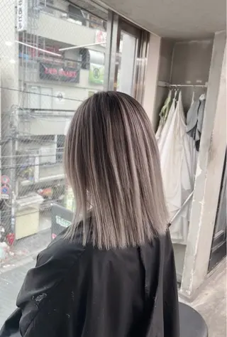 ミディアム カラー ROBIN所属・指名数No.1 /NAOYAのヘアスタイル