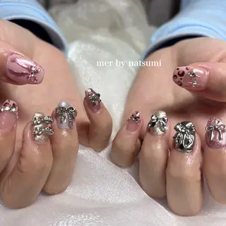 ミディアム mer natsumiのネイルデザイン