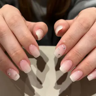 ネイル Yarm As Etel.のネイルデザイン