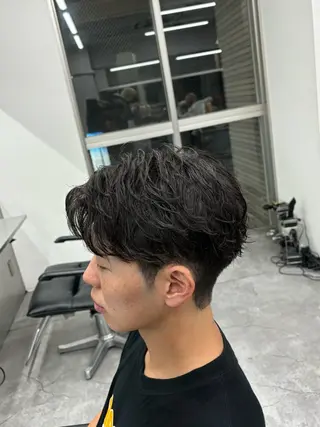 ショート 町田/波巻き/ シャドウ/メンズのヘアスタイル