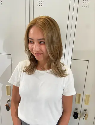 セミロング カラー Luis難波所属・Luis難波 Nanakoのヘアスタイル