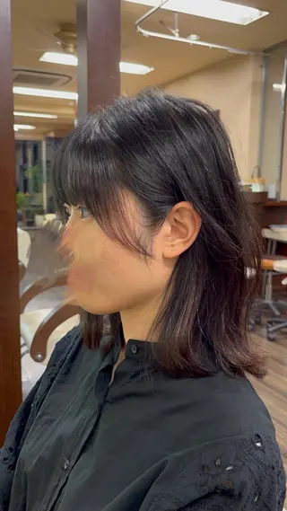 ミディアム 西形 梨瑚のヘアスタイル