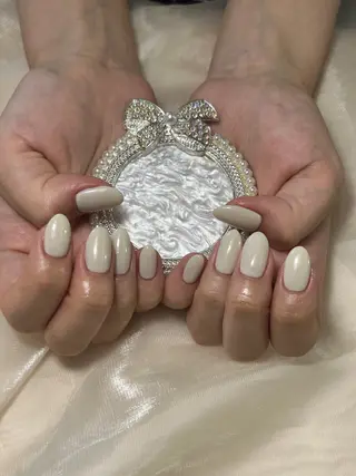 ネイル U·Mi nail salon所属・U·MI 長さ出し専門店のネイルデザイン