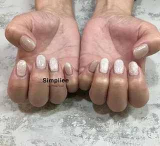 ネイル シンプリー🧚🏻 ワン👗渋谷店もえなのネイルデザイン