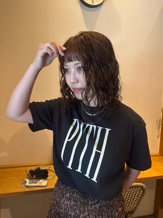 ミディアム パーマ ENIF 大島 芽生のヘアスタイル