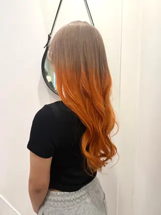 ロング カラー 佐川 雪月のヘアスタイル