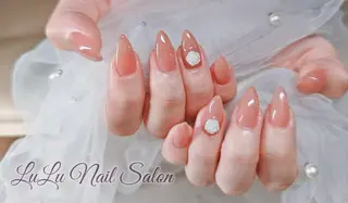 ネイル LULU Nail Salon 新宿所属・LU LU NailSalonのネイルデザイン