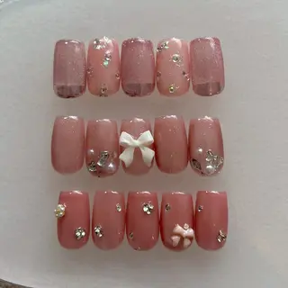 ネイル REPLENDA所属・REPLENDA MIKIYOのネイルデザイン