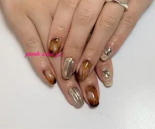 ネイル y' sのネイルデザイン