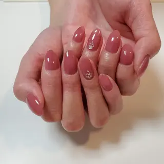 ネイル ネイル&フットケアサロンアイアムアイ所属・ネイリスト モリシタのネイルデザイン