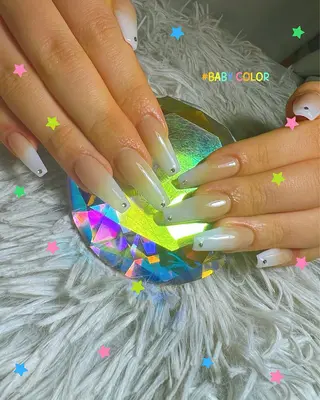 ネイル シェヌネイル JURAのネイルデザイン