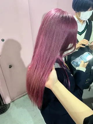 ロング カラー ヘアアレンジ 🩶【推しハイトーン 】yuzu🩶のヘアスタイル