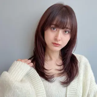 セミロング TRICCA 銀座所属・奏羽　"ショート ・ボブ ・レイヤー"のヘアスタイル