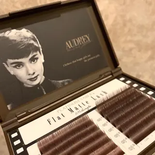 マツエク・マツパ NERU  lash&brow所属・鈴木 音瑠のマツエク・マツパデザイン