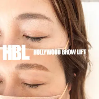 アイブロウ eim Ayakaのネイルデザイン