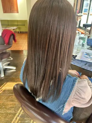 セミロング LaRuelle🦩 康本♦️髪質改善♦️のヘアスタイル