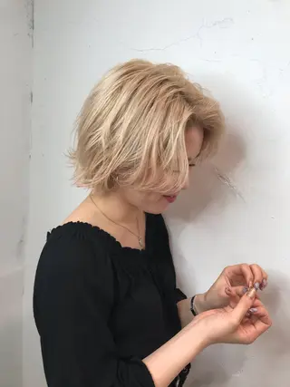 ショート カラー 🇰🇷カルマパーマ kaito🇰🇷のヘアスタイル