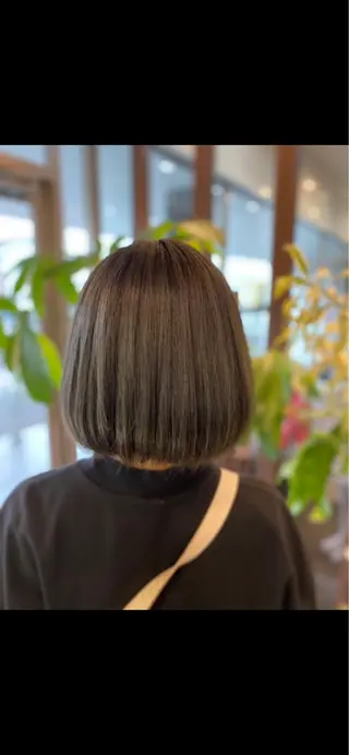 ミディアム カラー 鈴木 千恵子のヘアスタイル