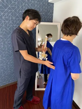 美容鍼灸サロン【美针】mihari所属・美容整体&小顔サロン 栄店　尾関のエステ・リラクイメージ