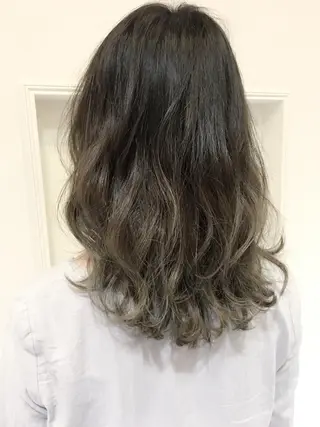 ミディアム カラー 今野 あゆみのマツエク・マツパデザイン