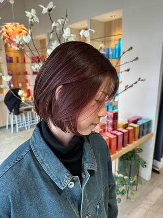 ショート カラー 井崎 史帆のヘアスタイル