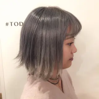 ショート カラー ホワイト&レイヤーカ ットエクステ長畠俊輔のヘアスタイル