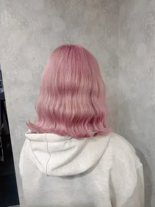 ミディアム カラー ヘアアレンジ ミルクティー/ピンク カラー/ みう🎀のヘアスタイル