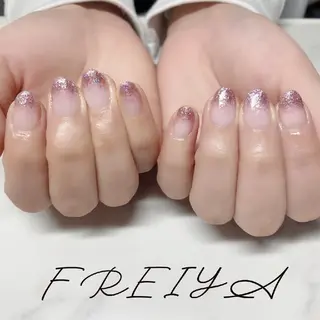 ネイル FREIYA所属・FREIYA マツエク、ネイルの眉毛・アイブロウイメージ