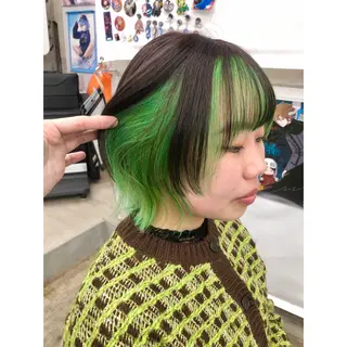 ショート カラー 推しカラー✨ オタク美容師ユウカのヘアスタイル