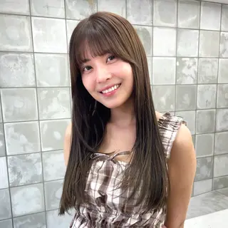 セミロング カラー 榛葉 夢乃のヘアスタイル