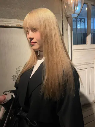 ロング カラー ハイトーン/顔まわり レイヤー/YUKAのヘアスタイル