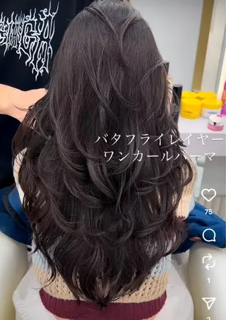 ロング ARMONY秋山輝也 コテ巻き風パーマ特化のヘアスタイル