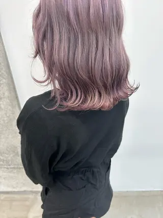 ミディアム カラー yuika .のヘアスタイル