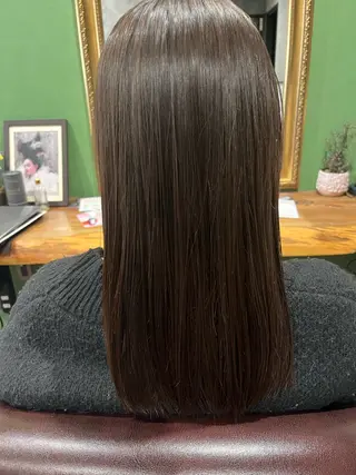 セミロング AINAILONA所属・AINAILONA chinamiのヘアスタイル