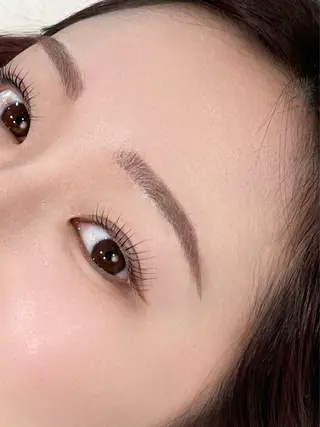 アイブロウ 〈TRISH🌷〉 HANA✨のマツエク・マツパデザイン