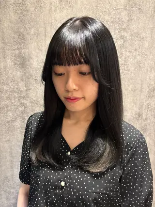 セミロング カラー 太田 鈴佳のヘアスタイル