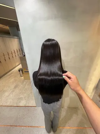 ロング 髪質改善 山口蒼太のヘアスタイル