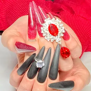 ネイル VOGUE ×SWANのネイルデザイン