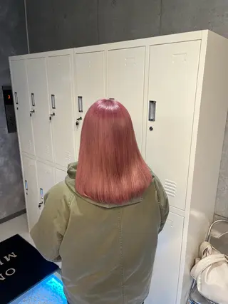 セミロング pink hair 🩷mayu🩷のヘアスタイル