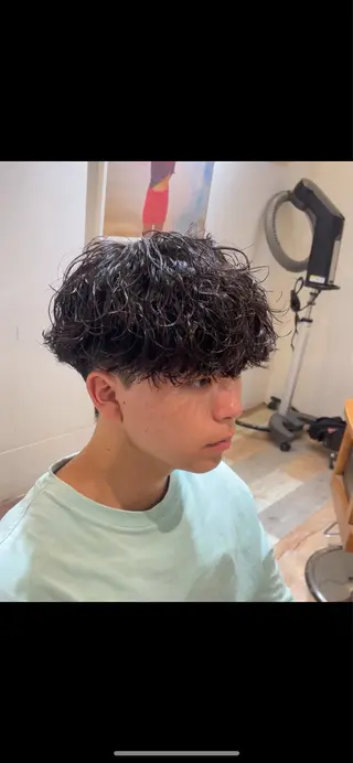 メンズ 波巻きスパイラル/ メンズパーマ/ゆうひのヘアスタイル