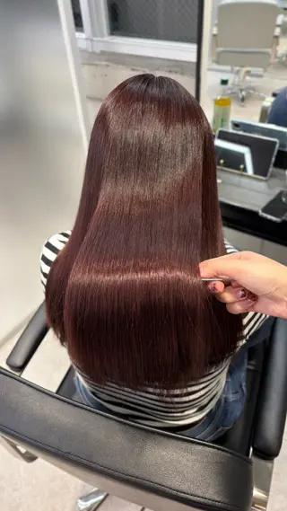 セミロング カラー youres hair 髪質改善トリートメント&ヘッドスパ新宿三丁目店所属・小林春月 /新宿美容師のヘアスタイル