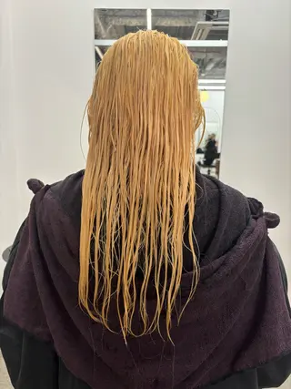ロング カラー イージーパーマ募集 平口はのんのヘアスタイル