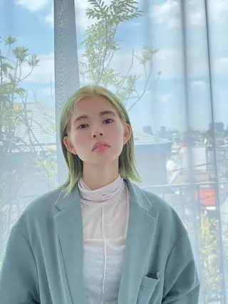 ショート カラー 美髪ストレート 川本雄己のヘアスタイル