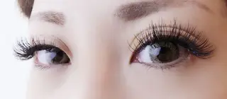 マツエク・マツパ アイラッシュサロンharuka所属・心斎橋駅徒歩１分 完全個室まつ毛専門店のマツエク・マツパデザイン