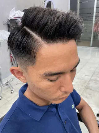 パーマ メンズ Kvell&Co.所属・ハイトーン カラーのヘアスタイル