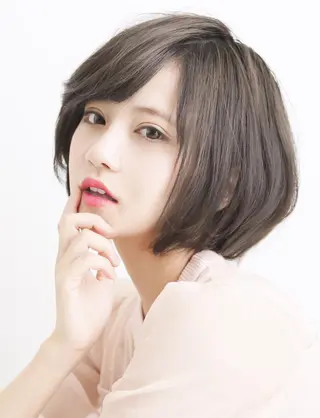 ショート カラー イヤリングカラー Ai 浅草橋店のヘアスタイル