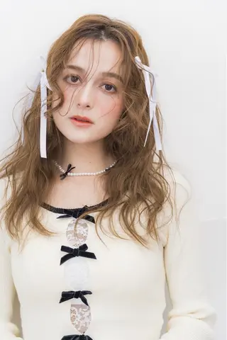 ロング 🦋エクステインナー カラーYūka🦋のヘアスタイル