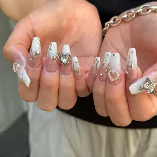 ネイル ʟᴀʙᴇʟ ᴍᴀᴍɪのネイルデザイン