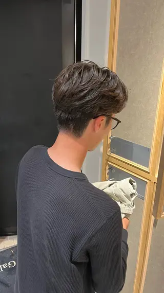 メンズ るり 暗髪・艶カラーのヘアスタイル