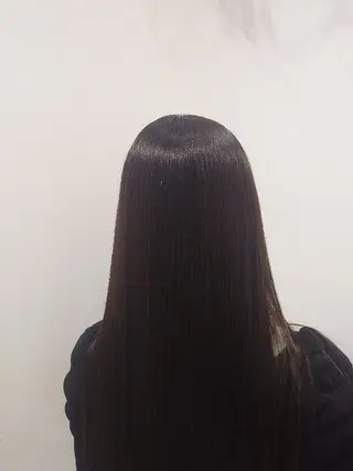 セミロング 艶髪カラー ☘️黒沢千佳☘️のヘアスタイル
